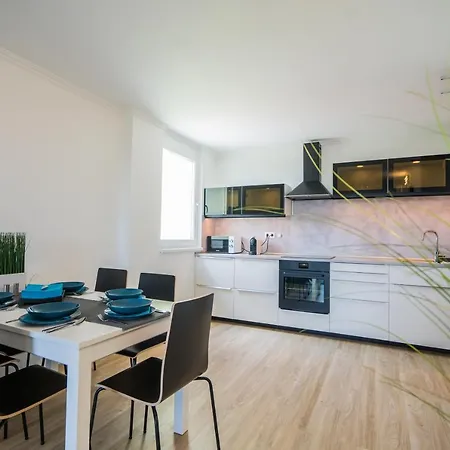 Mf Zara 1002 Apartment *